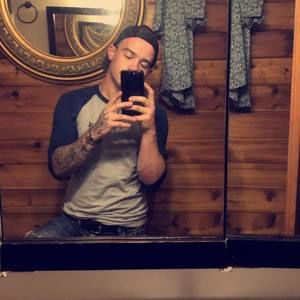 Meet your Posher, Casey